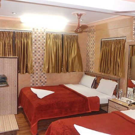 Hotel Shadab Palace Mumbai Exterior photo